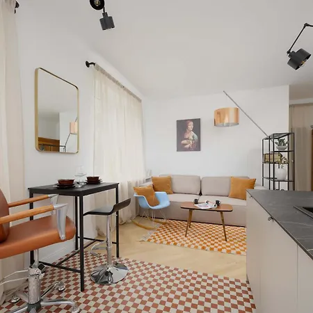 Apartment Elegant Near Royal Baths Park By Renters Warsaw