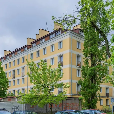 Elegant Near Royal Baths Park By Renters Warsaw
